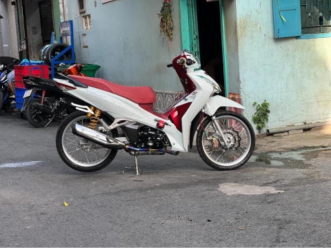Future mập trắng đỏ
