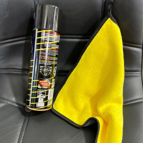 Xịt dưỡng bóng WaxOne tặng kèm khăn 3M