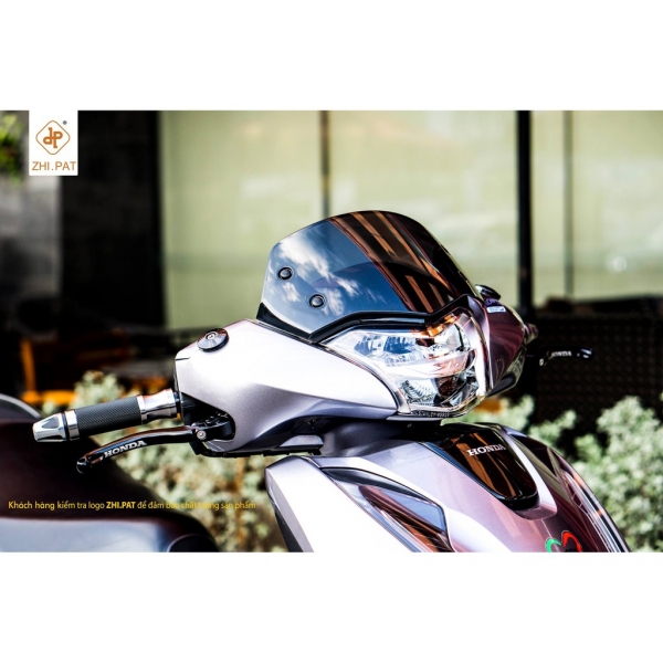 Kính chắn gió Honda SH 2017 - 2019 chính hãng ZHI.PAT